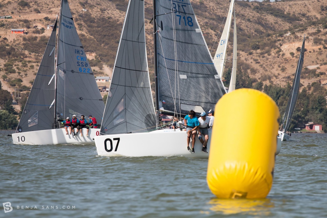 Bow 07 - Paulo Bezanilla’s Swift with Alejandro Perez at the helm