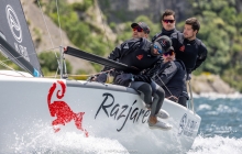 Lukasz Podniesinski's Razjaren CRO867 with Ante Cesic helming